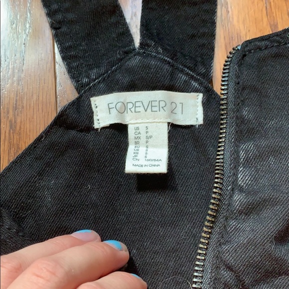 Forever 21 zip up jumpsuit dress - Picture 2 of 2